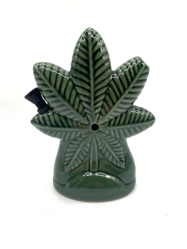 ceramiczna fajka liść ganji konopi